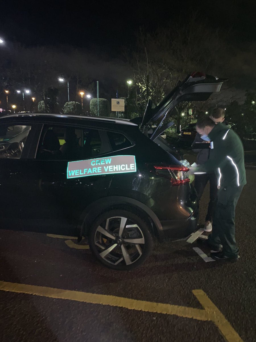 At Bournemouth A and E with our volunteers providing much needed hot drinks to our crews #cfr <a href="/swasFT/">South Western Ambulance Service</a> @Rob_CFRManager <a href="/Will_SWASFT/">Will Warrender</a>