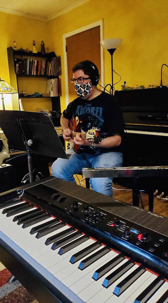 monroe_quinn's tweet photo. Socially distanced recording session. The @wamplerpedals Ego Compressor & Tumnus Mini were utilized w/ amazing results. #wamplerpedals #egocompressor #tumnusmini #studiomusician #guitarplayer https://t.co/OQXdbhORQ4