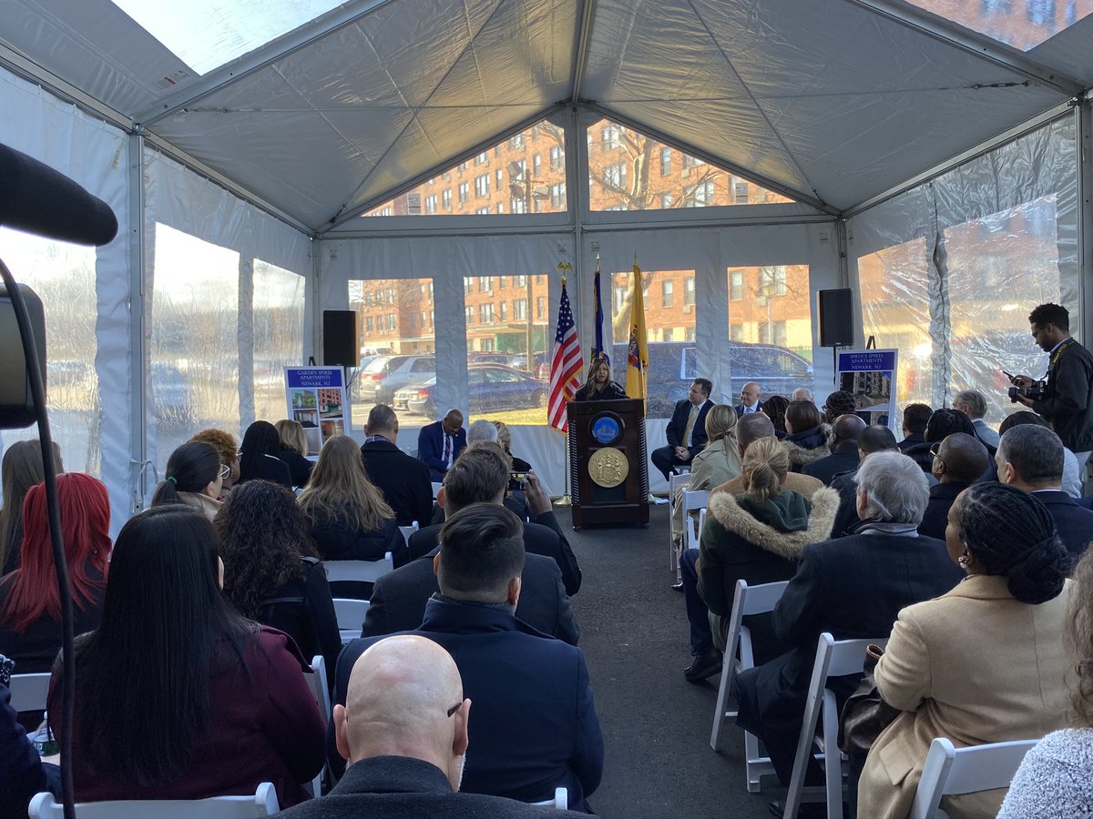 Newark, New Jersey, Garden Spires <a href="/LynnePattonHUD/">Archive: Lynne Patton (HUD)</a> worked with federal, state, local officials, &amp; slumlord to help tenants and turn their deplorable buildings into safe, sanitary, updated apartments <a href="/RepDonaldPayne/">Congressman Donald M. Payne, Jr.</a> <a href="/CityofNewarkNJ/">City of Newark</a> @NJhousing