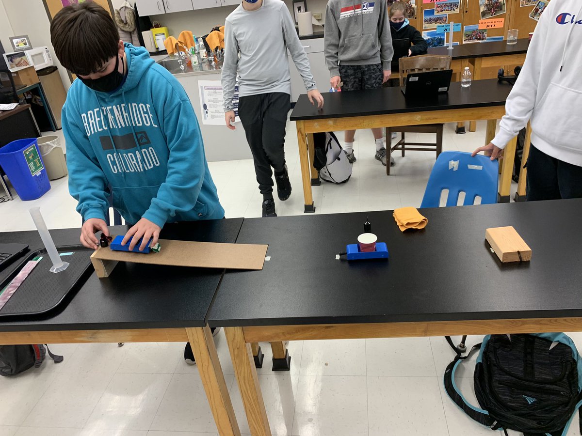 MissBunyard's tweet image. Discovering how to reduce the amount of force in a collision #cmsLearns #crestviewcommunity
