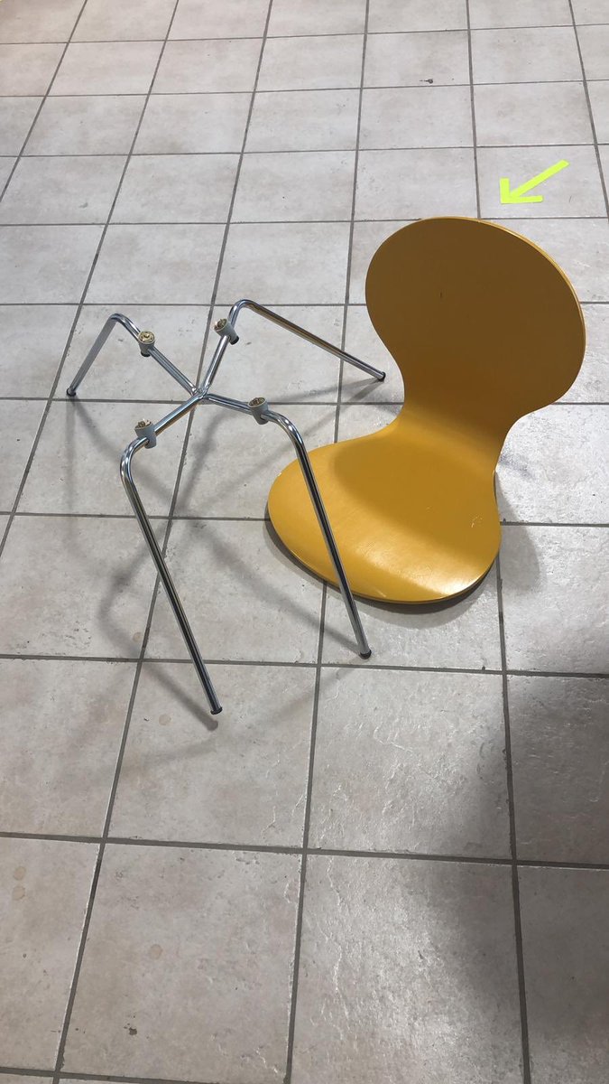 HseElements's tweet image. Not good @structube ... chairs are supposed to actually hold people, not collapse under them! Who do we send the medical bills too ??? #fail #dangerous #customerservicenohelp