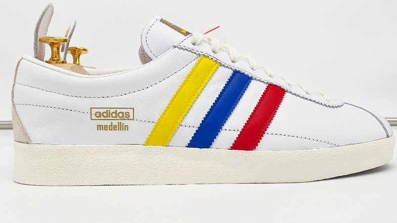 Dasslers Craft on Twitter: "Our latest design now online .... adidas Vintage Medellin Pablo Escobar .... Feedback and RT's appreciated https://t.co/ew3CSQBts3 https://t.co/4NWAMof0jD" / Twitter