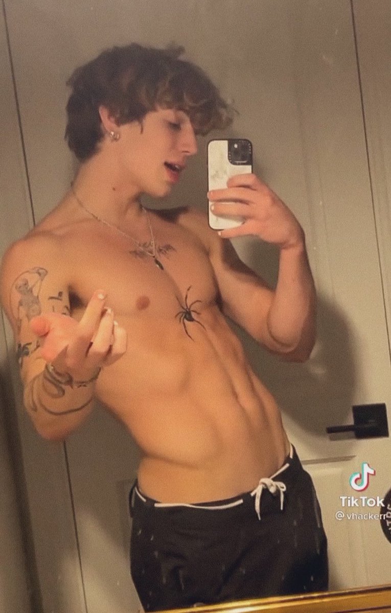 vinni_nessajxdn's tweet image. I- @Vinniehacker