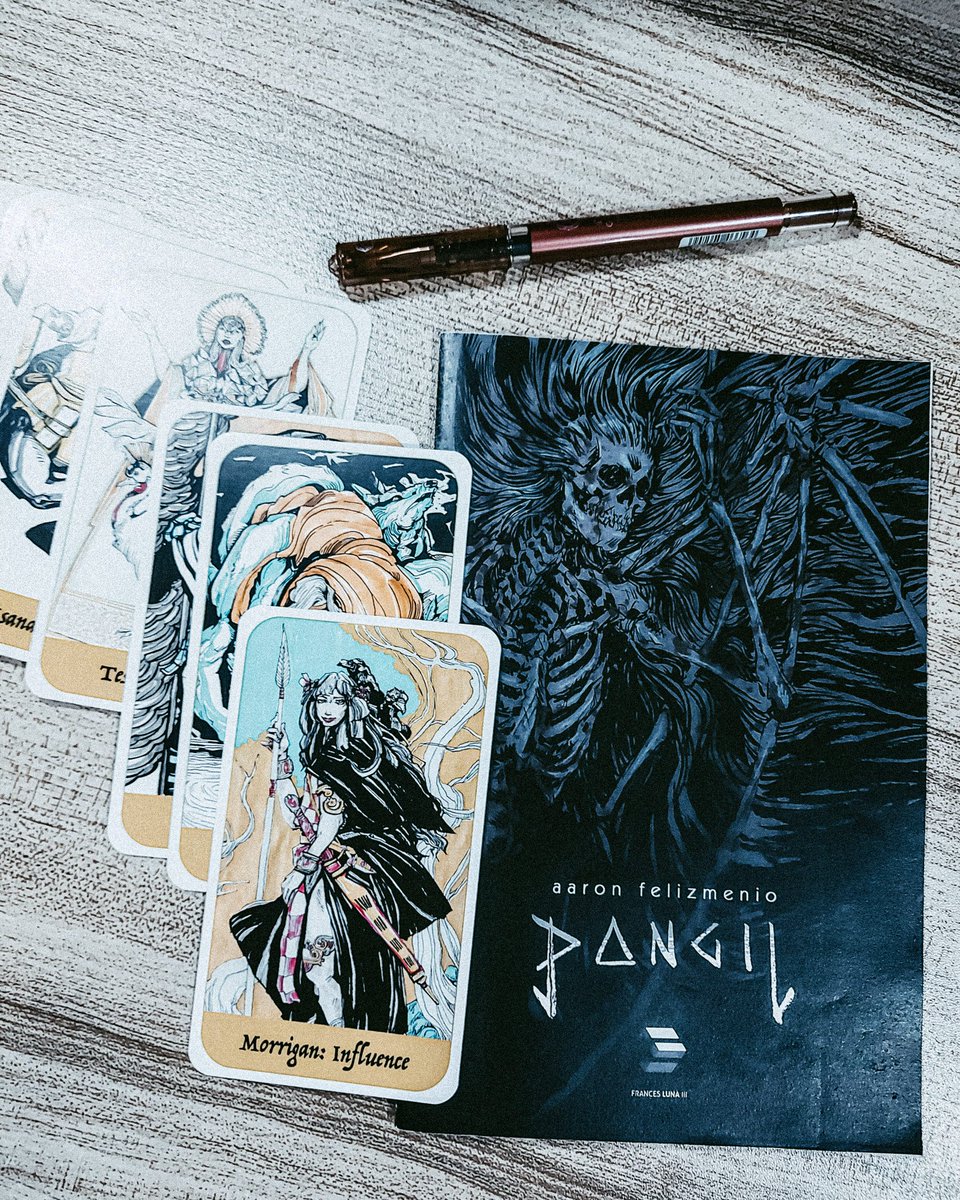 HaliyaMNL's tweet photo. *✬.•°dream shards and monsters°•.✬*⁣
⁣
💥 shop for local arts and stories at [https://t.co/MpiCBrWOp6]  ⁣⁣
⁣⁣
📸 in photo: Dream Shards Ladies &amp; Maidens Set by Camille Chua; Pangil by Aaron Felizmenio #ReadIndiePH https://t.co/nsu0GH30P3