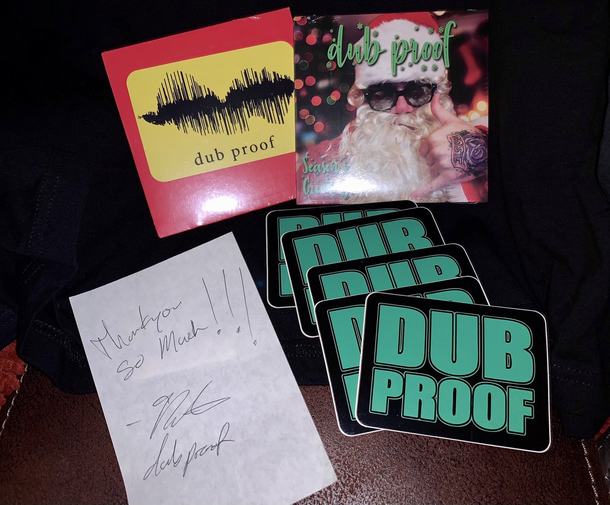 RedStripeRocco's tweet photo. 👊😎🔊Thank You very much @dubproof🎸 and @kennypdrumz🥁 I received all of Your Irie Merchandise👕🎶👕🎵👕‼️
I really Appreciate Everything!!! #ThankYou
#Dubproof #SimplyOrganic
#Awesome 🆒#Merchandise
#NJDub #DubMusic #Dub #ReggaeMusic #Reggae
⬇️🔽⬇️🔽⬇️🔽⬇️🔽⬇️🔽 https://t.co/akfShk5zu9