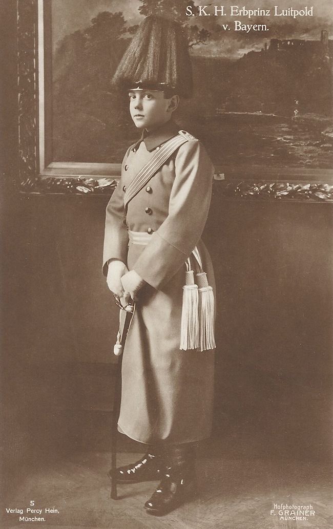 Here’s another one of young Luitpold of Bavaria, our least known of the bunch. They either kitted him out in silks and princely laces, or as a mini-officer. The kid didn’t stand a chance.