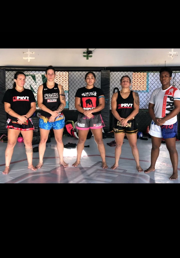 Jessicadmma's tweet photo. @ufc @UFCBrasil #mma #wmma #PRVT #PRVTgirls #muaythai #letsgo https://t.co/7UueTKEwwy