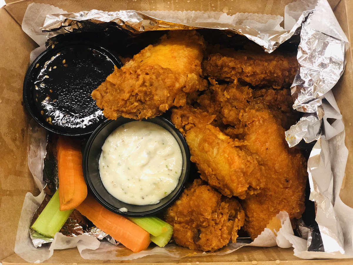 Capitol Lounge tweet media