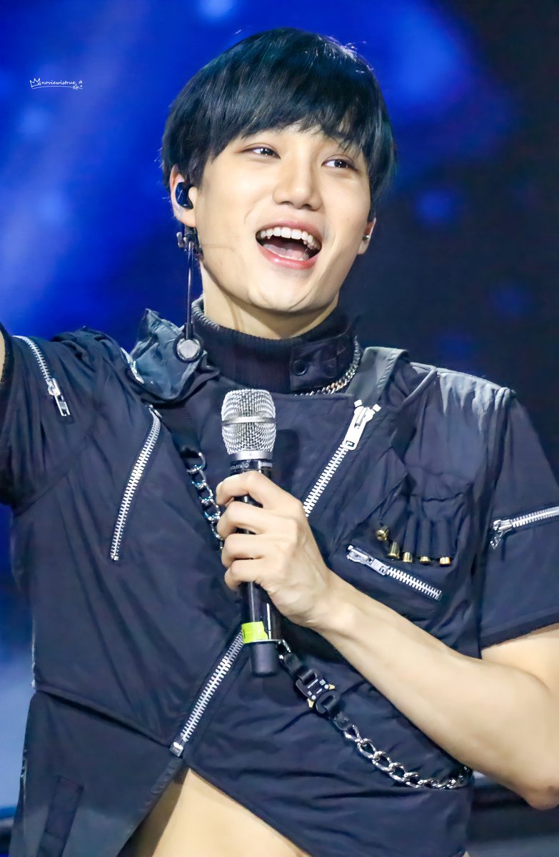 20210114 
🎉🎂Happy Birthday 🎂🎉
#카이생일축하해 
#HappyKaiDay
#カイお誕生日おめでとう
#종인아생일축하해