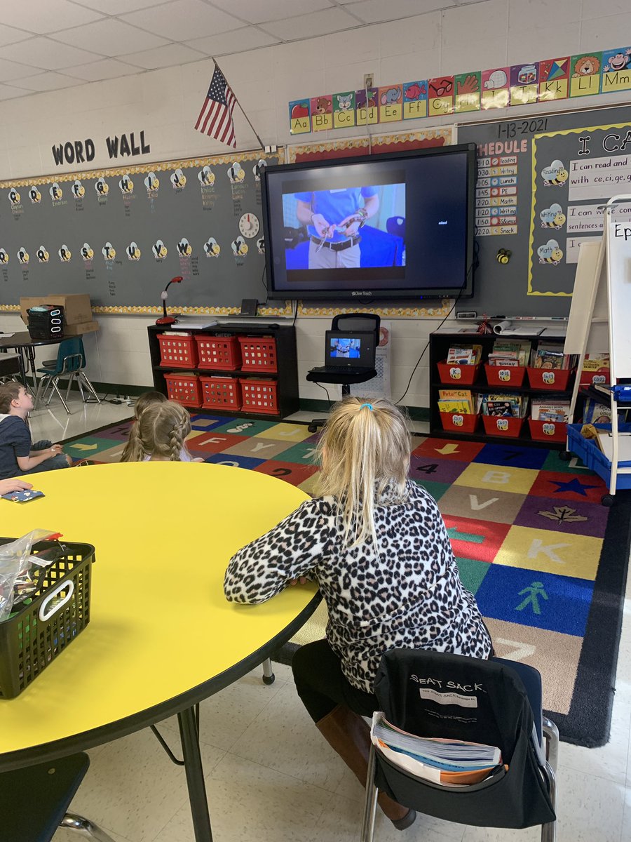BrinnDoyle's tweet photo. Virtual field trip to the Birmingham Zoo @MunfordElem @TCBOE https://t.co/YdF33crrfO