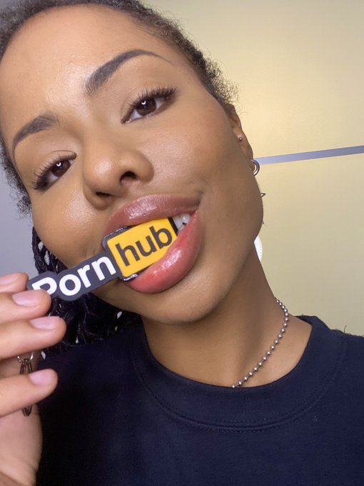 1 pic. hey, psst... didja know @Pornhub is pretty cool? https://t.co/0HupaUAXYH<a class="tags" href="/tag/pornhub">@pornhub</a>