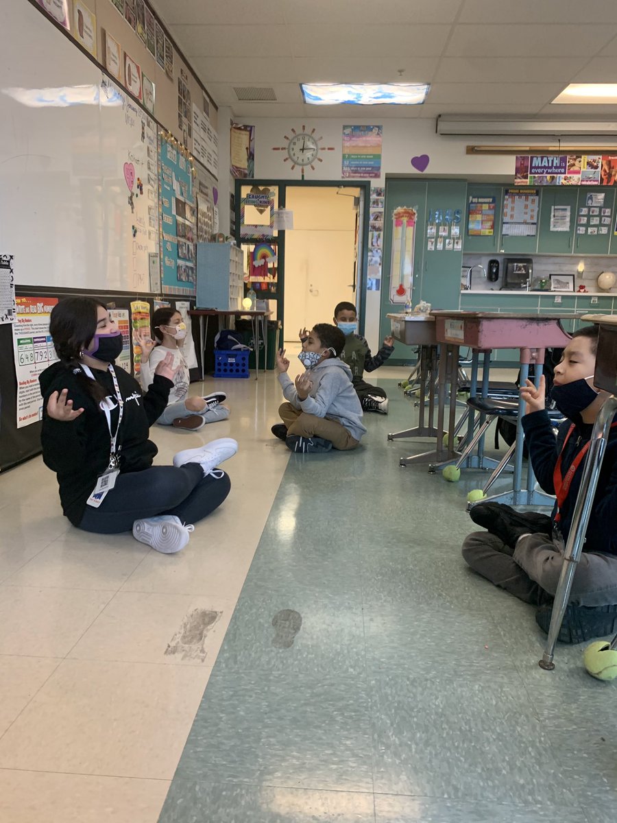 When you have so much to do in one day, you must make time for mindfulness. #refreshed #readytolearn #mindfulmeditation #heartmindbody #scholars #CALMapp #selfregulate @DoneganBASD @BethlehemAreaSD
