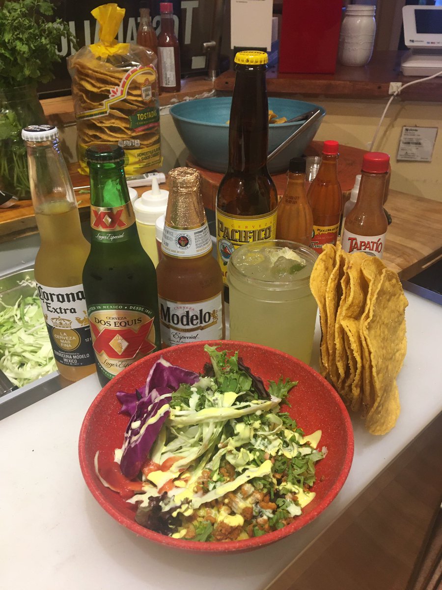 PhattTaco's tweet photo. Tostadalicious Time...😎😋🖤💙❤️🧡💜💚 https://t.co/RXRAkNfzQE
