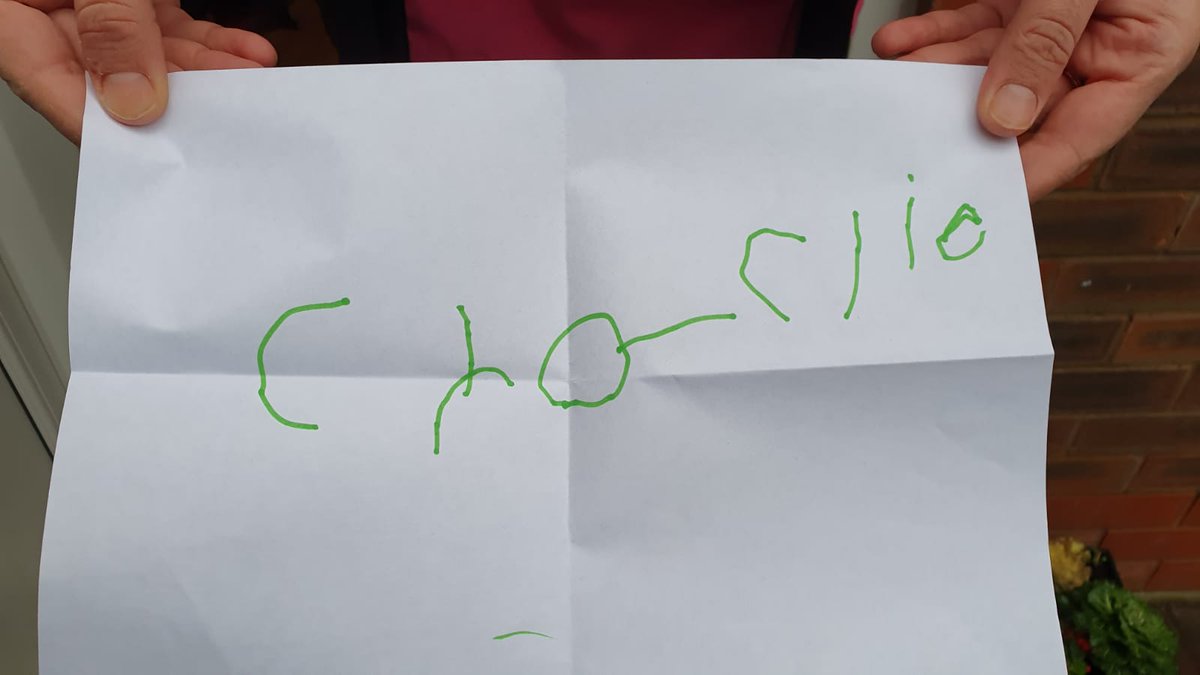 Come on <a href="/tweetfusion5/">Fusion5</a> my lad out! He's gone back to pen and paper?