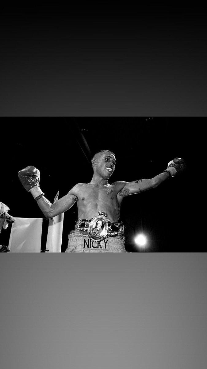itsLeighWood's tweet photo. Sad news coming in of the passing of a Nottingham Legend Nicky Booth who inspired many young lads including myself. Sending my love to all his friends and family โค๏ธ #1smooth https://t.co/ASeMRBvCSt