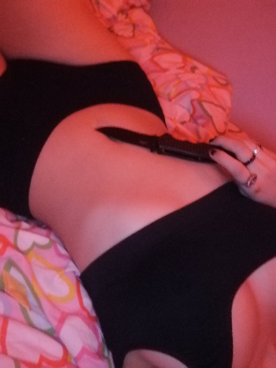 softawka's tweet photo. I'm in danger daddy...
#nsfw #soft #thighs #pussy #daddy #enby #nonbinary #bottom #kink https://t.co/wJFXUGCTG9