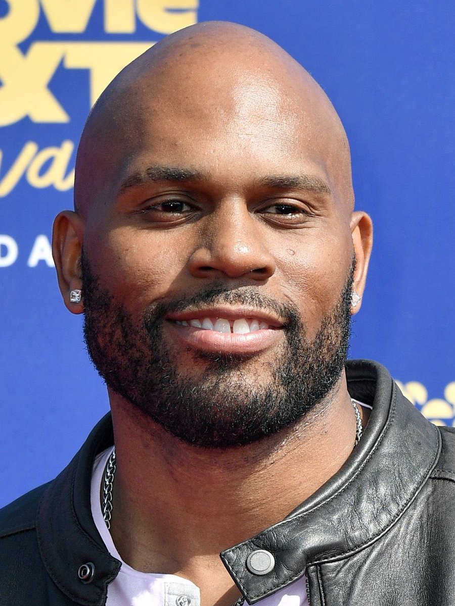 IPWHF's tweet photo. Happy Birthday to someone we dearly miss.  A real hero.  Happy Birthday Shad.  #ipwhf #shadgaspard #collarxelbow #crymetime https://t.co/WIOOkGtLJP