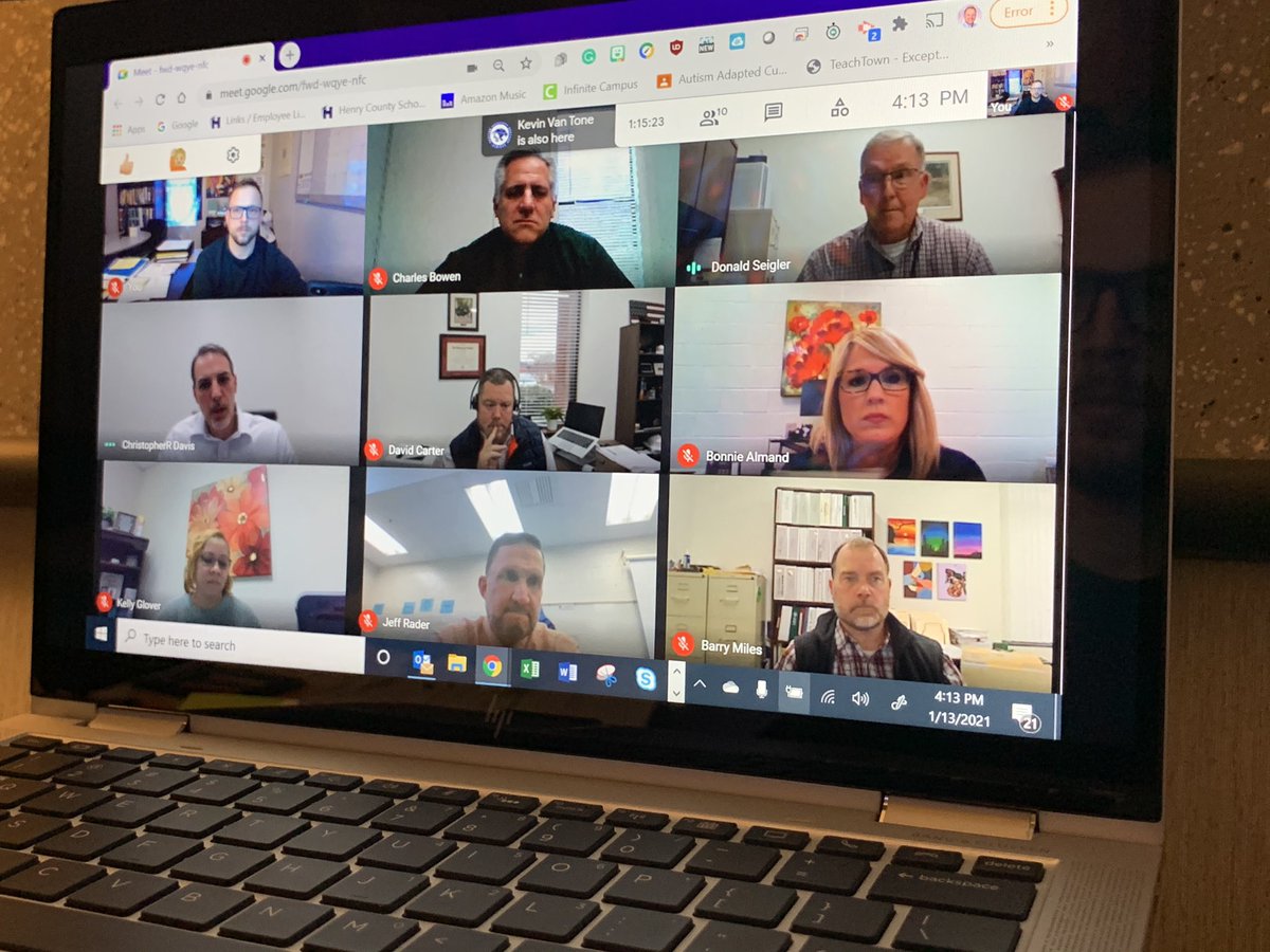 LetsBrockItOut's tweet photo. Cross-Divisional Strategic Planning with some GREAT minds in this district! This group of thinkers is top notch! #PlanningForward #FutureFive   #ThinkOutsideThePresent @HenryCountyBOE @MaddenSupports @LMCoxton https://t.co/YsJjOPJz96