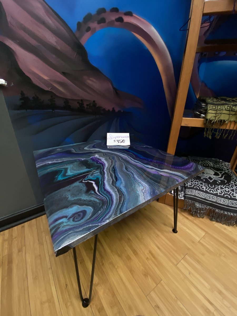 AboveTheSkyPro's tweet photo. Custom one of a kind table by @BernadetteGoetz https://t.co/klxLC2WpKc