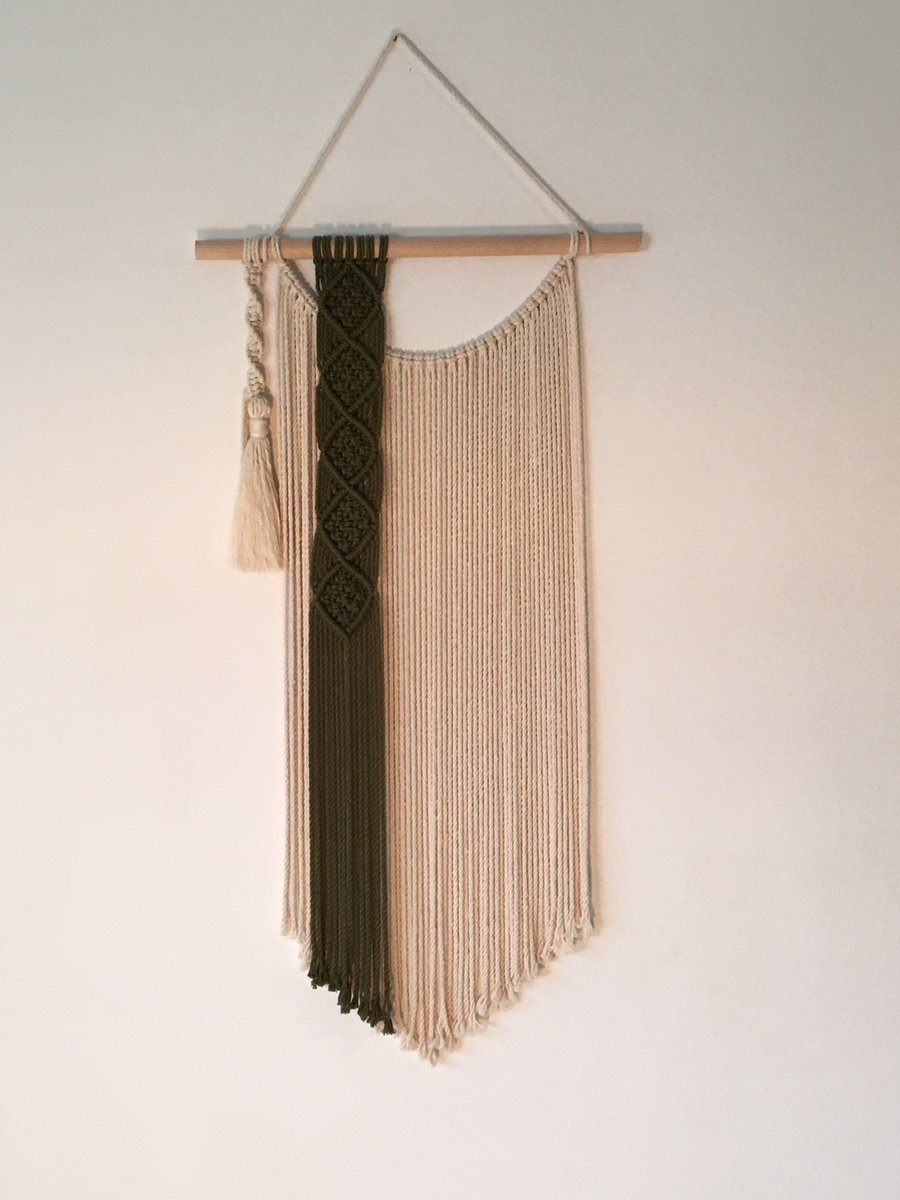 NBoholand's tweet photo. Come visit our website, we work with handicrafts, beautiful macrame pieces, we deliver throughout the USA and UE, click on the link to know our work!

#natureboholand #macramé #bohodecor #handcrafted 

LINK: https://t.co/0Sa8ZoFVg1 https://t.co/X658zNEwb5