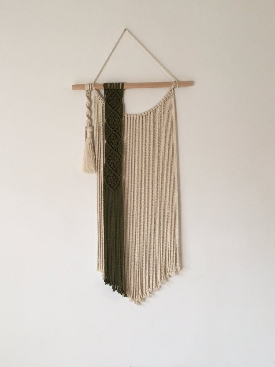 NBoholand's tweet photo. Come visit our website, we work with handicrafts, beautiful macrame pieces, we deliver throughout the USA and UE, click on the link to know our work!

#natureboholand #macramé #bohodecor #handcrafted 

LINK: https://t.co/0Sa8ZoFVg1 https://t.co/X658zNEwb5