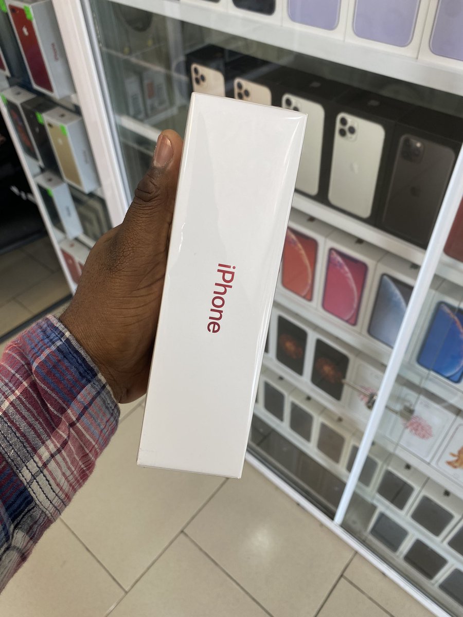 igoodsghana's tweet photo. Guys kindly help me retweet 
IPhone XR 64gig 3300ghc and 256gig 3600ghc. New in box sealed fully unlocked 
Call or whatsapp 0209522979 or visit us in Abossey Okai Zongo Junction Bus Stop or search igoodsgh on google map. #igoodsgh #ghana #iphone #apple #twitter #tech #youtube https://t.co/EAIvZydPUT