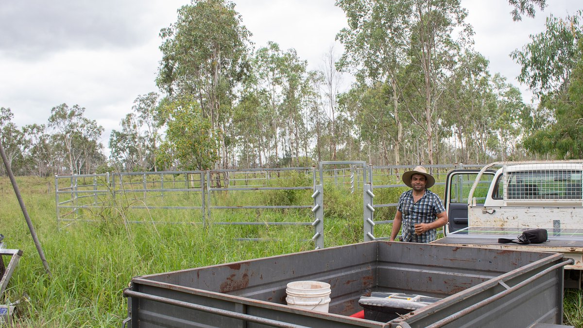 Data_Muster's tweet photo. 🐮DATAMUSTER INSTALL📡
Our Research Officers Dr. Diogo and Dr. Thomas were timed on moving a DataMuster set up from one paddock to another⏱️
Pack Down = 40 mins
Set Up of Infrastructure = 40 mins 
DataHub install and final touches = 40 mins
TOTAL = 2hrs -not including travel time https://t.co/5xU7vrf0Ui