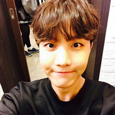 Hoseok - Danny & Oti's Samba: Passionate, sexy and full of character! Endless bounce and hip movement for high energy! Hoseok's smile would bring this one to life!