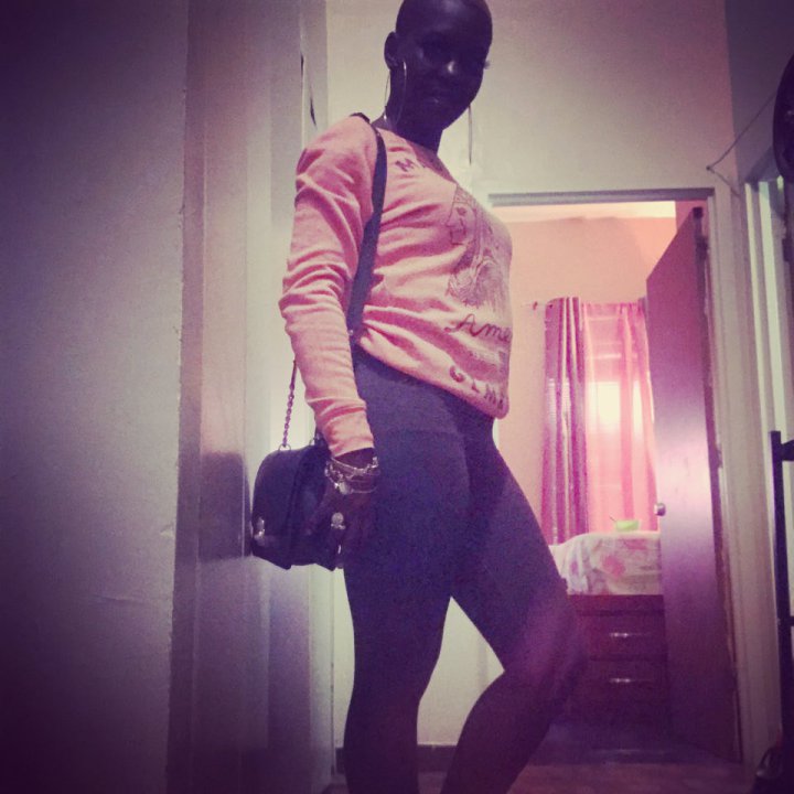 DaBlaqPrincess1's tweet photo. Come hangout with me on #BIGOLIVE https://t.co/ykPCH0qF5x https://t.co/eXrkl3ORhb