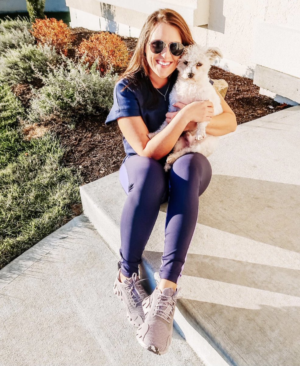 This precious pair is almost as cute as <a href="/SarahScoop/">Sarah Scoop</a>’s adorable pair of <a href="/Reebok/">Reebok</a> Zig Dynamica sneakers!💎🎀 Walk your four-legged family member in style AND comfort this year😍🐾 #Reebok #ZigDynamica #Client