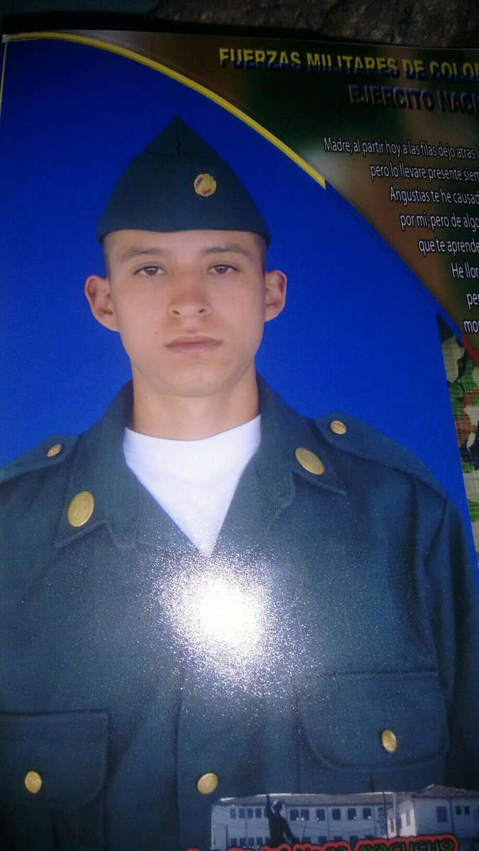 Estamos_Listas's tweet photo. Juan Carlos Galvis Galque (21 años, de Aguadas, Caldas). Presunto feminicida de Ma. Ángel Molina Tangarife, secuestrador de las hermanitas Molina Tangarife y agresor de la madre de las niñas —quien se encuentra hospitalizada por lesiones recibidas al momento del rapto. 

👇🏾🧵 https://t.co/0eTKgoq8fx
