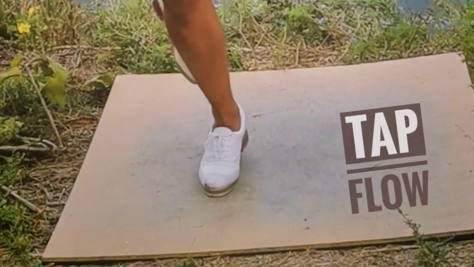 SamoTap's tweet image. TAPFLOW #1 - "mes pieds respectent R." (Samo x Damso) youtu.be/tVTbaJ7f4vM via @YouTube :
One #rap #instrumental &amp;amp; 1min of improvised #tapdance: here is #TAPFLOW #1!🌿🌊🕶️👣💥🎤💬
🎶#instru: Damso - "N. J Respect R" (🎧#beat: BBP)