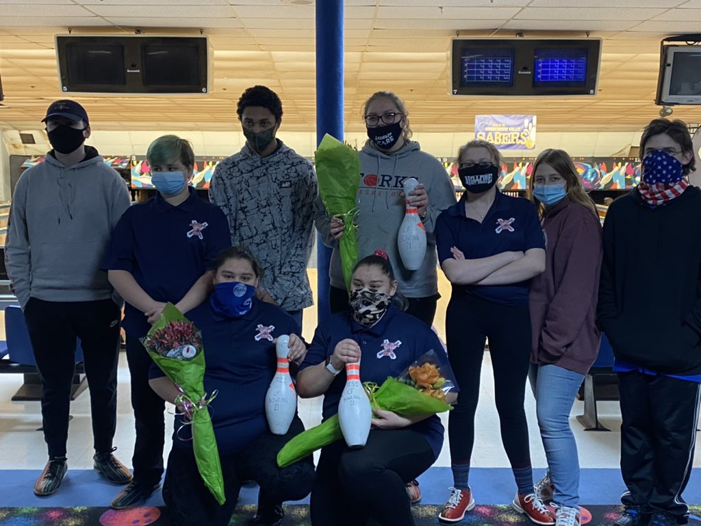 ForksAthletics's tweet photo. Nice job V Bowlers on senior night. Jess Hall rolled a personal best 186 and a team high 479 for our girls. Lakken Hall led our boys.  @halljozzlyn @jessica50425785 🎳 https://t.co/5pZ7cW6AER