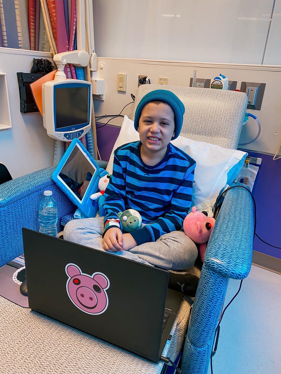 socialmediasass's tweet photo. Palm Beach boy’s last wish is to see people subscribe to his YouTube channel. He has weeks to live, let’s make his last days on Earth beautiful 💖
https://t.co/l5NED9YTmG 
@Roblox @DenisDailyYT @MakeAWish 
#roblox #makeawish #palmbeach https://t.co/ovKnlHetWw