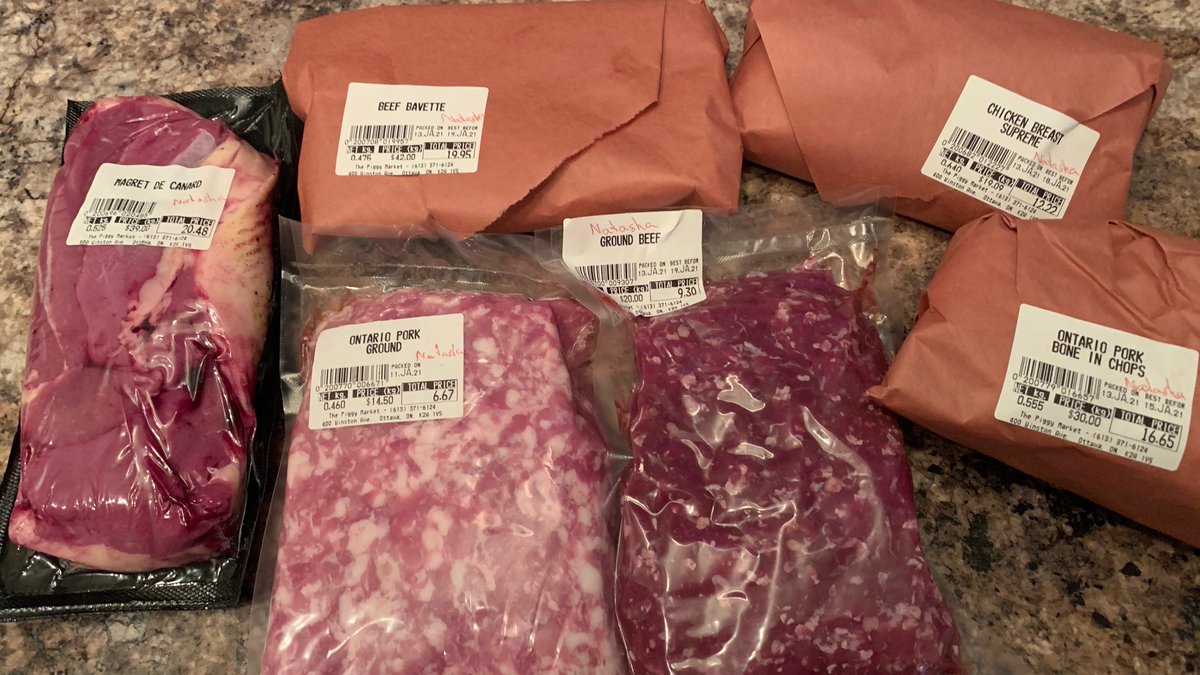 NatashaTardioli's tweet photo. A little #local meat haul from @ThePiggyMarket 🤩
Trying to make the dinners ahead a little more exciting.. cause ya know, lockdown + the sun sets at like 10am so..
If you're in the #Ottawa area and looking for some 🍖🥓🥩I highly recommend!
#localeats #localmeats https://t.co/5GcabkSwg0