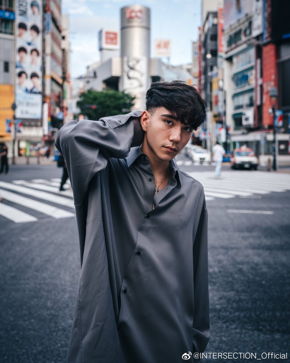 和马- kazuma mitchell- 2000.05.15- japanese american- from upper east side, nyc, usa (left at 8)- lives in tokyo, japan- went to harvard university (enrolled in 2018)- member of intersection- under avex label #和马  #创造营2021  #Chuang2021  #创4  #ProduceCamp2021