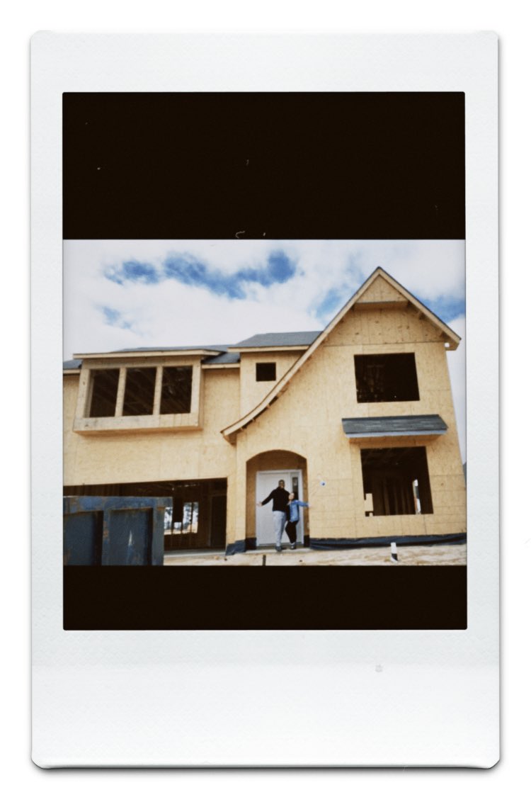 MariaFreyshael's tweet photo. Wrote on our wood frame today! #BuildingOurHome! It’s getting closer! https://t.co/WxpXhQ7IvB