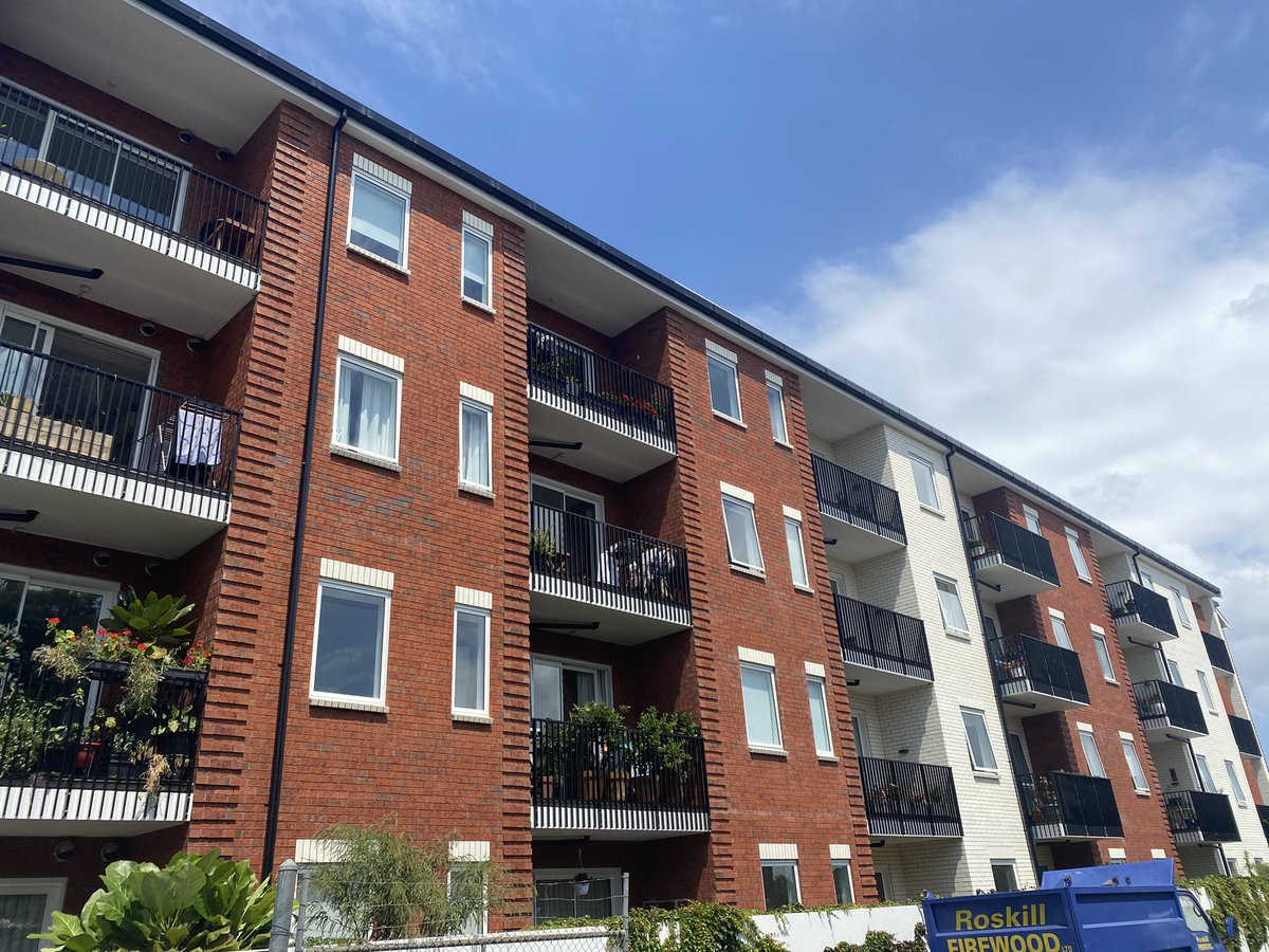 Also in Mount Albert, another Ockham, Tuatahi. Loving the design done in partnership with Marutūāhu Iwi - it really highlights that we need to stop viewing public art and amenity as seperate to housing.