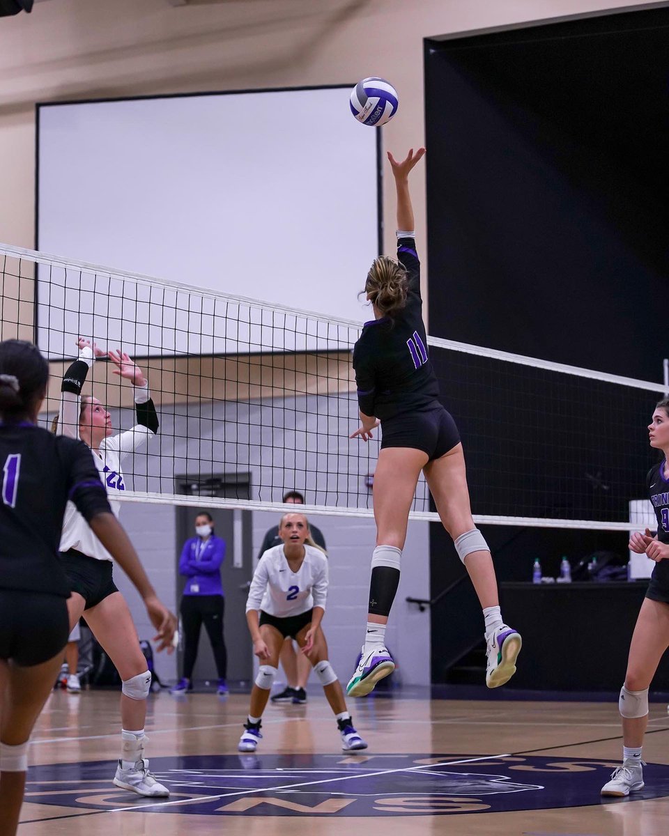 RachelGregg17's tweet photo. Blessed to receive an offer from @EKUVolleyball ! #GoBigE #EKU #D1 #EKUVB https://t.co/S1PRbVAD7o