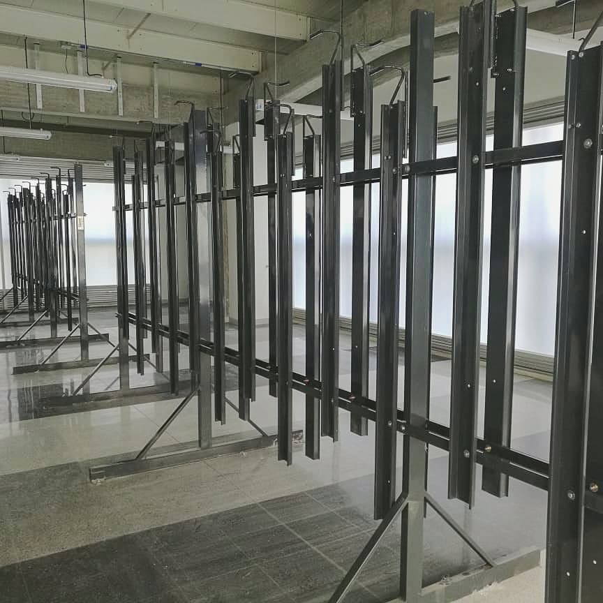 iParkColombia's tweet photo. 🚴🚴Fabricación e instalación de biciparqueaderos verticales tipo gancho y horizontales tipo 222 para el metro de Medellín en la estación Aguacatala con capacidad para 88 bicicletas. @iParkColombia @metrodemedellin
#iPark #metromedellin #Cyclepark #parqueo #bicis #medellin #bici https://t.co/GWMXTPrGJZ