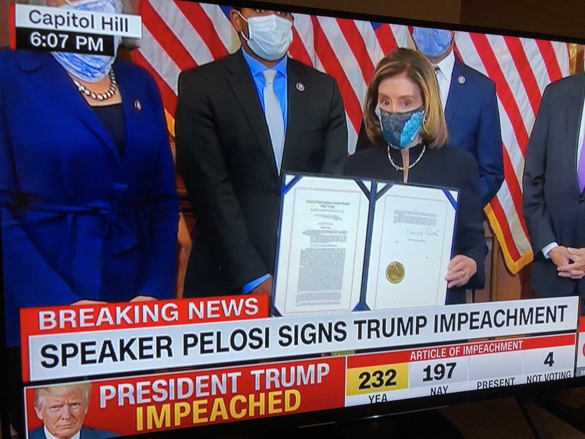 Die Tinte ist trocken, damit ist es offiziell: Donald #Trump ist der erste US-Präsident, der zwei mal impeacht wird. Historisch!