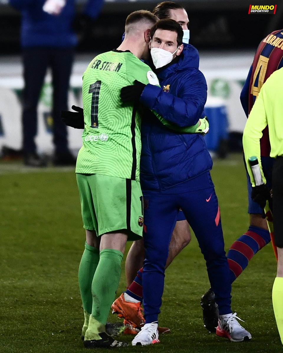 mundodeportivo's tweet photo. 🟦🟥 Ter Stegen 👊🏻 Messi 🐐 https://t.co/MVyGCnyybU