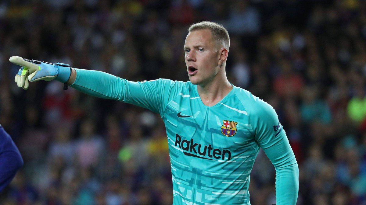 elchiringuitotv's tweet photo. 📊¿Quién es MÁS DECISIVO para el BARÇA? ¡Participa! #ChiringuitoSuperCopa 

🔄RT: TER STEGEN
❤️MG: MESSI https://t.co/1qjJFs6Arj