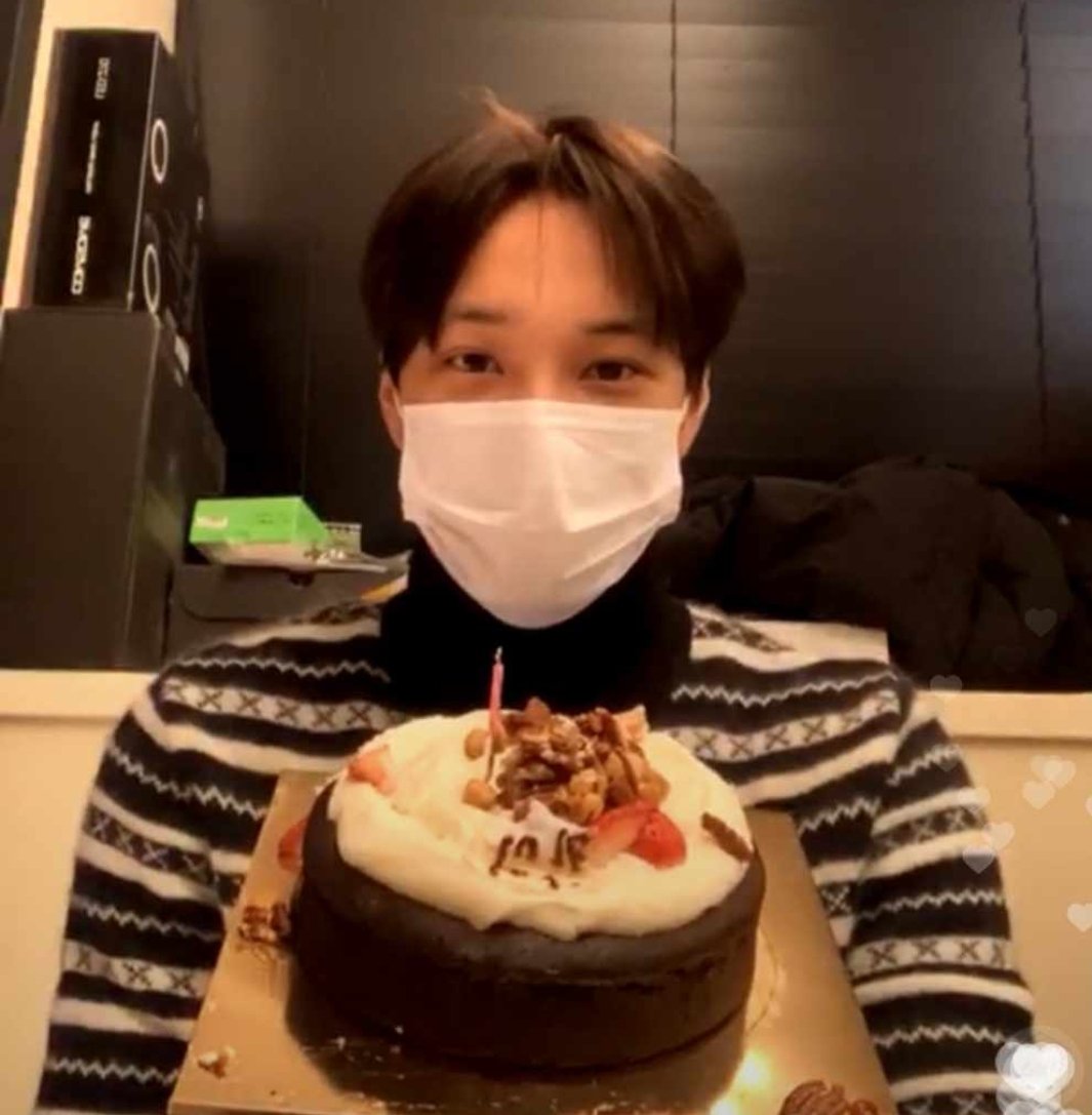 randineee's tweet photo. Happy Birthday, Love💛

#종인아생일축하해 #HappyKaiDay https://t.co/aQBjK7N3Z6