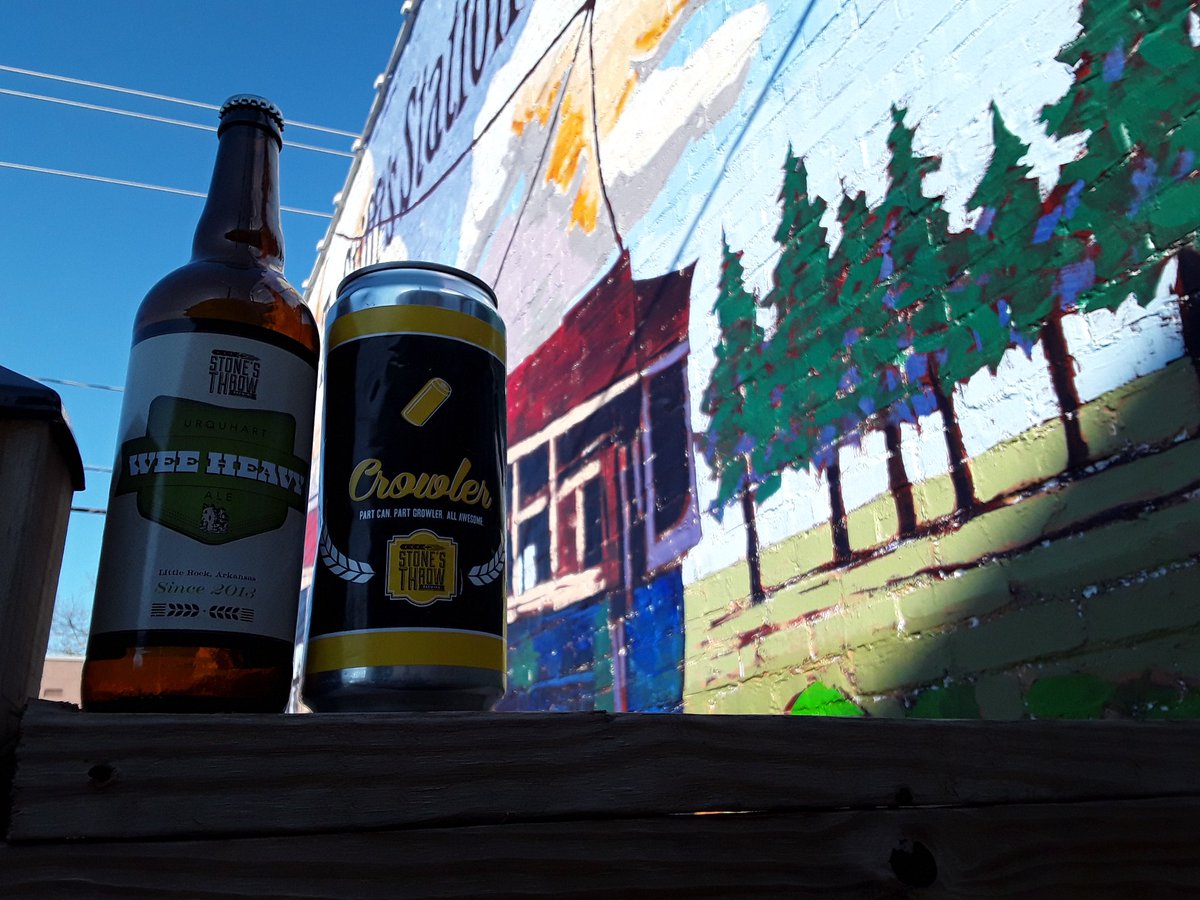 StonesThrowBrew's tweet photo. Bombers, crowlers, and pints... oh my! Get your #stonesthrowbeer anyway you like at #StonesThrowStifftStation! Annnnnd it's All Night #happyhour at both locations! https://t.co/BESI5UJ9NG