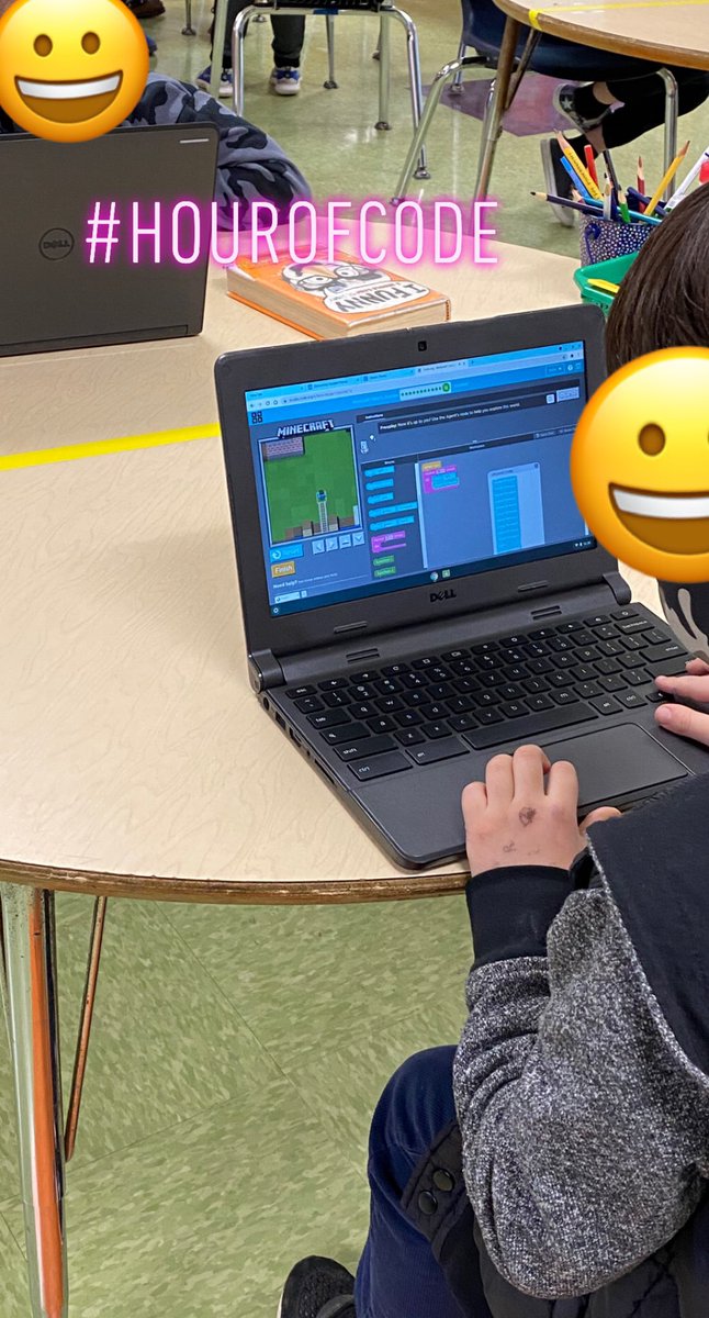 LibraryHighland's tweet photo. Students diving into Hour of Code for the fourth consecutive year. Growth is evident as computer science and problem solving skills soar. @HighlandCT @CheshirePublic @HanlonEducator #hourofcode #code #codeorg #STEM #elementarylibrary #elementarylibraryfun https://t.co/Q1TWPGcx0y