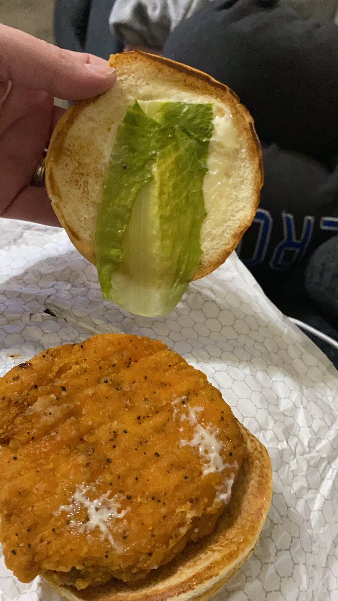 Renee_Caraballo's tweet photo. @Wendys seriously? https://t.co/kYo7p5ad37