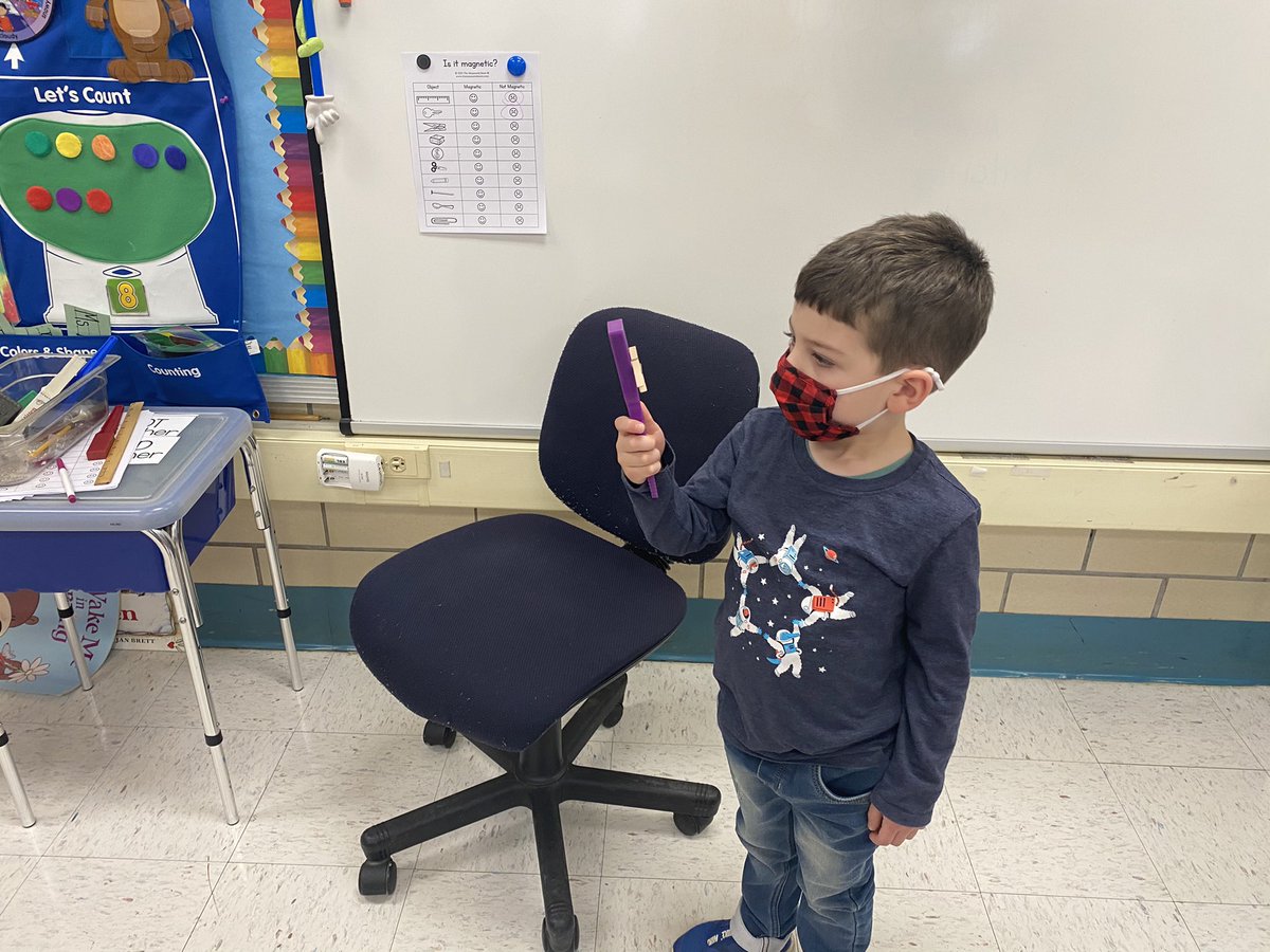 mrsbivaletz's tweet photo. M is for magnet! Making and testing predictions on whether or not objects are magnetic 🧲 https://t.co/2gMMyaom3y