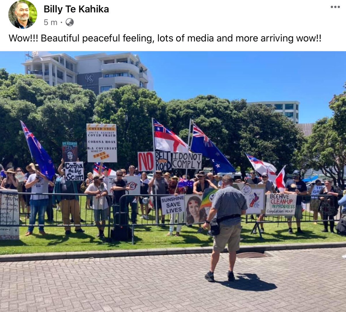 Billy is getting real excited about the media attention, more “fake news media” means more advertising for koha. Isnt’ it great he has the freedom to hold another ‘protest’ because the last one wasn’t very profitable for him. #BillyTakeTheKoha  #FreedumbRally  #NZmagats