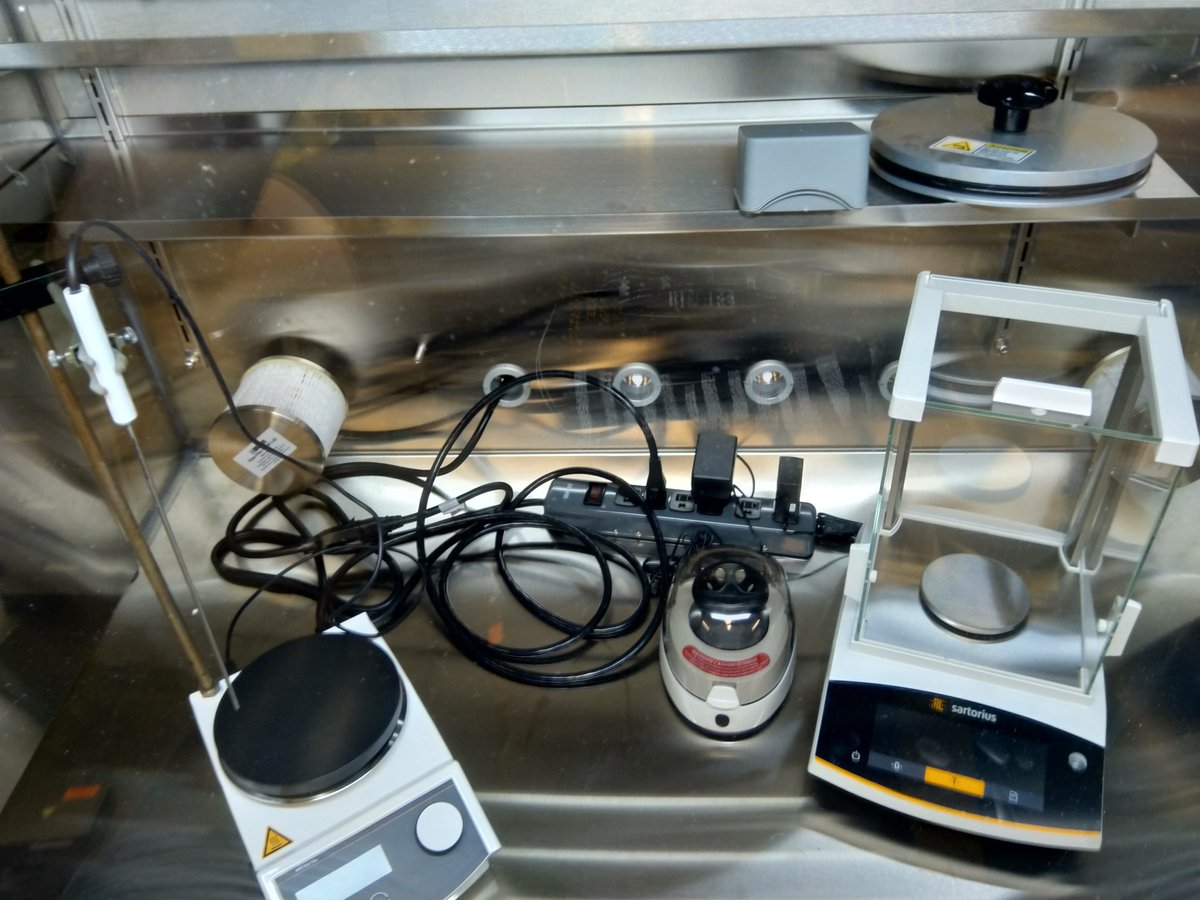 LoveGroupChem's tweet photo. What a week so far! We have two functioning @MBRAUNsolutions gloveboxes ready to go. We'd like to give a huge shout-out to Marc the service technician who was exceptional and very instructive. Highly recommend him to anyone needing installation and service. 👌🤙 #RealTimeChem https://t.co/g50hBh6fL6